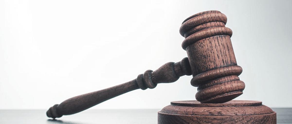 Dómsmálaráðherra vill &quot;síma-nauðungarsölur&quot;